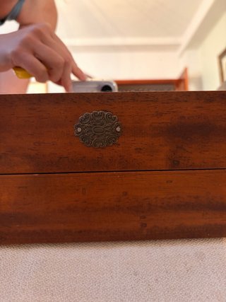 Espejo con marco de madera