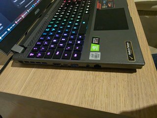 Aorus 15G i7 RTX-2070 240Hz Teclado Mecánico