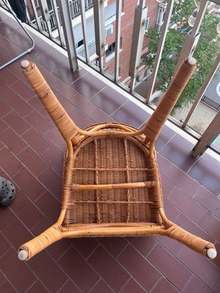 Silla de ratán para exterior 2 sillas y 2 mesas