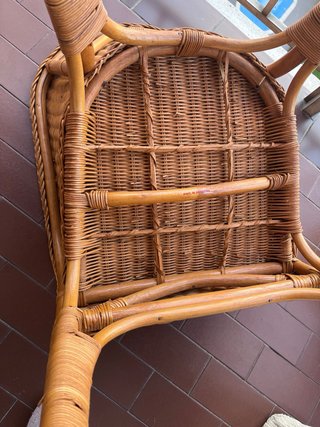 Silla de ratán para exterior 2 sillas y 2 mesas