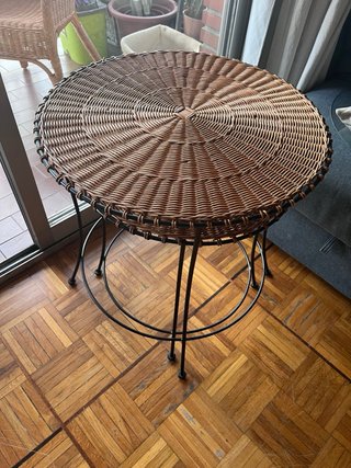 Silla de ratán para exterior 2 sillas y 2 mesas