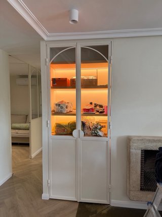 Fabricación de puertas corredera cristal y metal