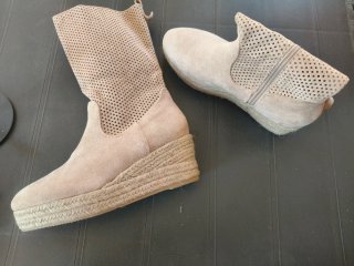 Botín verano beige cuña esparto