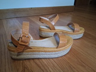 Sandalias Mustang Talla 39