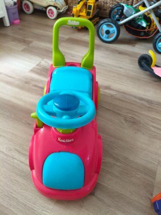 Cochecito y patinete infantil  TODO  25€