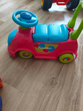 Cochecito y patinete infantil  TODO  25€