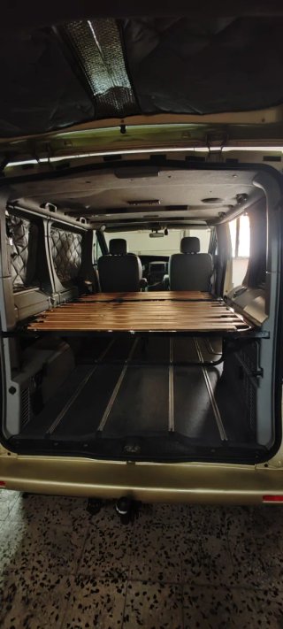 Opel Vivaro 2005