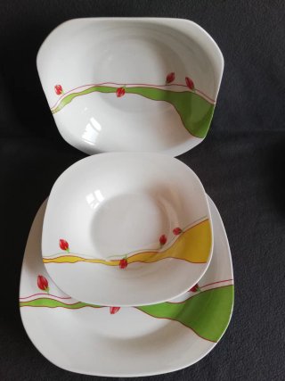 Vajilla porcelana diseño tulipanes