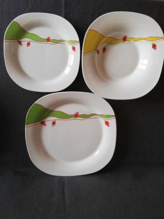 Vajilla porcelana diseño tulipanes