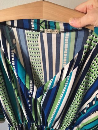 Vestido playero estampado azul y verde