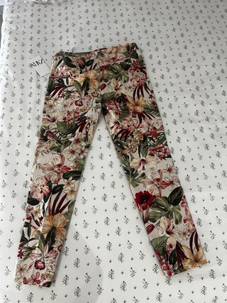 Pantalón Zara Estampado Flores