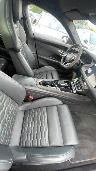 Audi RS e-tron GT 2022