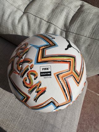 Balón Puma La Liga VS Racism