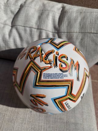 Balón Puma La Liga VS Racism