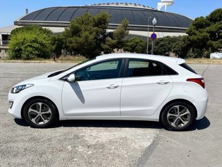 Hyundai i30 2015