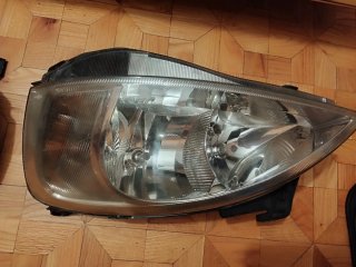2 Faros Opel Corsa 2002