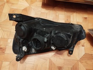 2 Faros Opel Corsa 2002