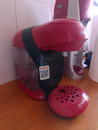 Cafetera Tassimo Bosch Roja