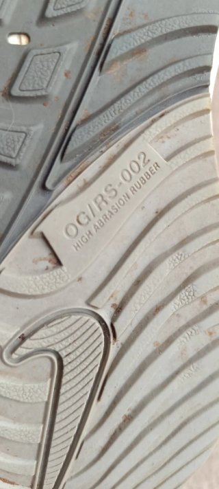Zapatillas Nike Air Zoom Vomero 15 Gris Naranja