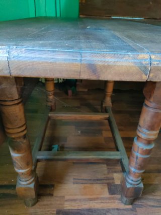 Mesa de madera maciza ampliable