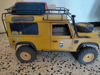 AXIAL DEFENDER 1/10 RC Coche Todoterreno.