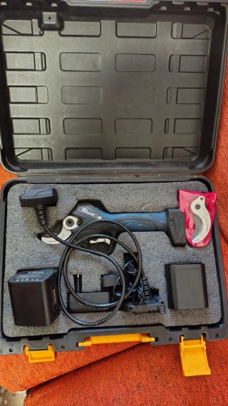 Tijera Podar Eléctrica Swansoft 8605 Pro