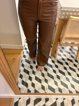 Pantalones efecto piel Bad Habits marrones