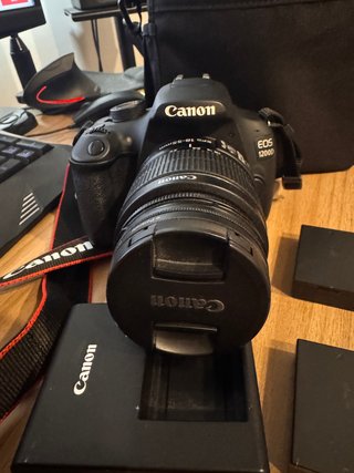 Canon EOS 1200D + Obiettivo 18-55mm IS