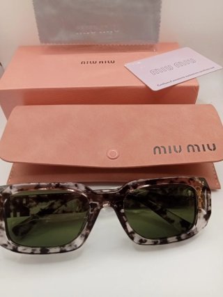 Occhiali da sole Miu Miu da donna