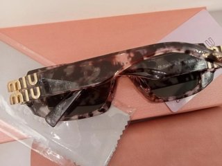 Occhiali da sole Miu Miu da donna