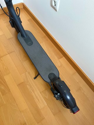 Patinete Eléctrico Xiaomi Mi Essential