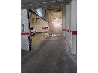 Garaje en alquiler en Joc de la Bola - Camps d'Esports - Ciutat Jardí - Montcada en Lleida