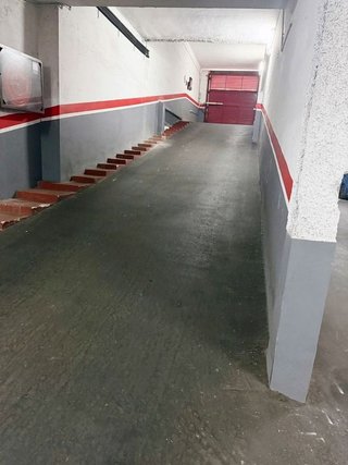 Garaje en venta en El Carmel en Barcelona