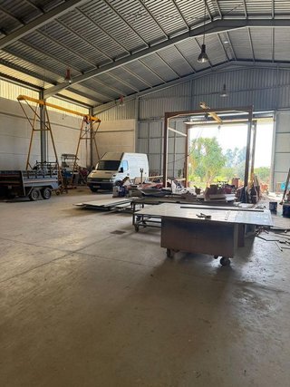 Nave industrial en venta en Cantillana