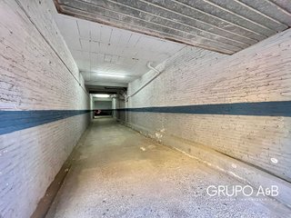 Local comercial en venta en Olesa de Montserrat