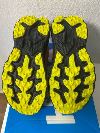Zapatillas Hoka Challenger 8 Talla 38