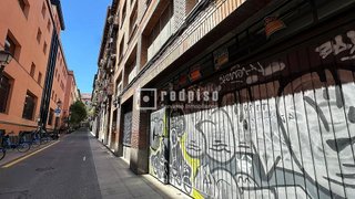 Garaje en venta en Universidad - Malasaña en Madrid