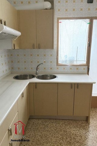 Piso en venta en Zona de Cueva de Menga en Antequera
