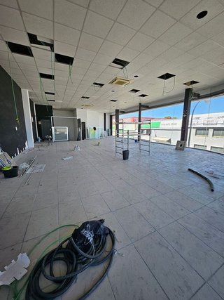 Local comercial en alquiler en Sudeste Industrial en Fuenlabrada