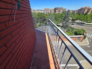 Piso en alquiler en Oliver en Zaragoza