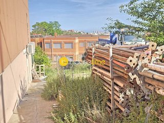 Solar en venta en Singuerlín - Can Franquesa - Les Oliveres en Santa Coloma de Gramanet
