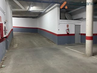 Garaje en venta en Zuera