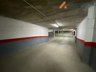 Garaje en venta en Zuera