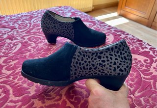Botines piel negros y leopardo talla 40.