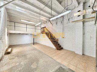 Local comercial en venta en Centre en Hospitalet de Llobregat, L´