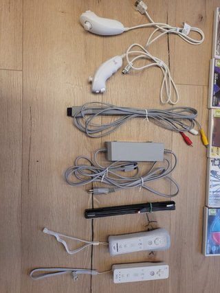 Consola Wii Bianca + Accessori e Giochi
