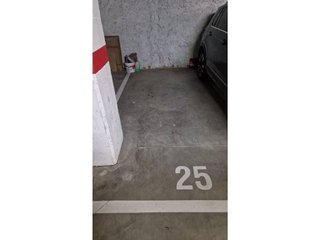 Garaje en venta en Cementiri Vell en Terrassa
