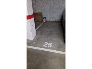 Garaje en venta en Cementiri Vell en Terrassa