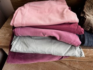Pantalones vaqueros de varias marcas. 15€ cada uno