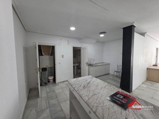 Local comercial en venta en Ciudad Jardín - Zoco en Córdoba